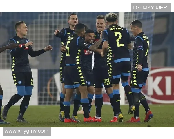 欧联杯精彩对决本菲卡与那不勒斯战成平局补时进球引发全场狂欢