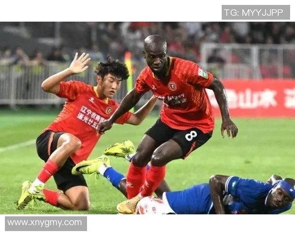 中超精彩对决里昂与热刺战成平局神奇扑救引发转会热议 中超精彩对决里昂与热刺战成平局神奇扑救引发转会热议