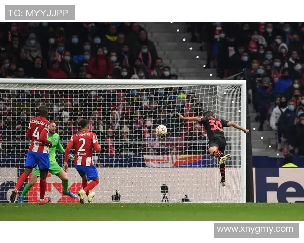 国王杯精彩对决国米逆转曼联引争议判罚全场沸腾 国王杯精彩对决国米逆转曼联引争议判罚全场沸腾