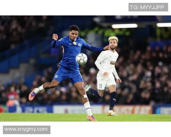 世界杯精彩对决那不勒斯绝杀切尔西争议判罚引发全场热议 世界杯精彩对决那不勒斯绝杀切尔西争议判罚引发全场热议